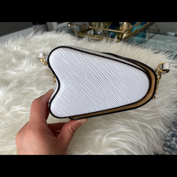 Louis Vuitton Twist Pm - Picture 9 of 13